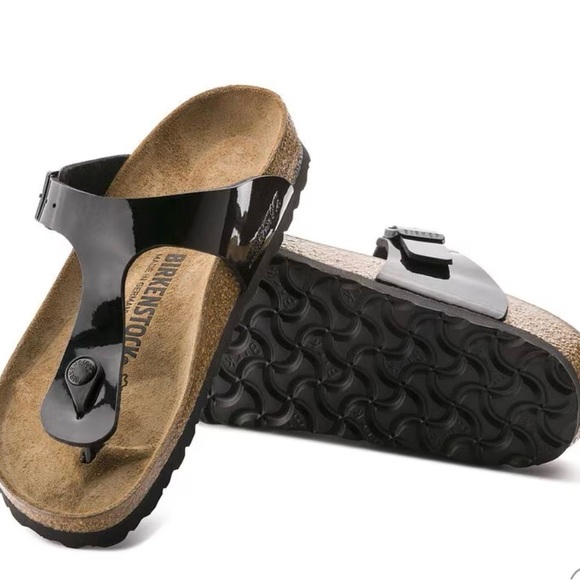 Birkenstock Black Patent Gizeh Sandals - Picture 1 of 8